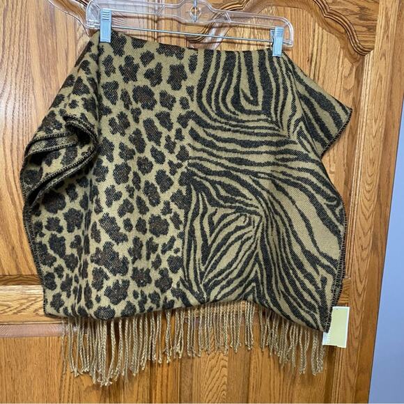 Michael Michael Kors Animal Print Leopard Brown Fringed Scarf NWT - Picture 10 of 14